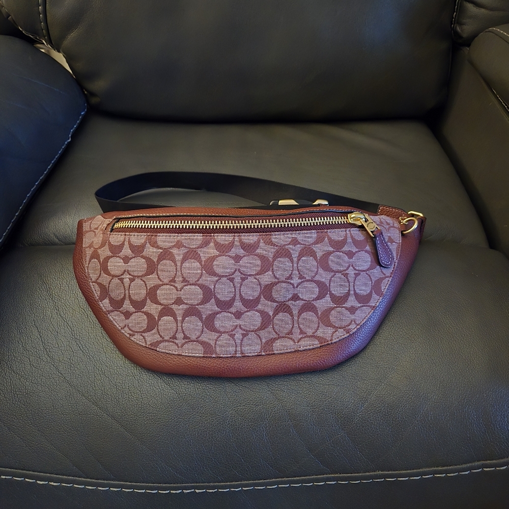 COPY - Coach Crossbody Bag - Picture 2 of 2